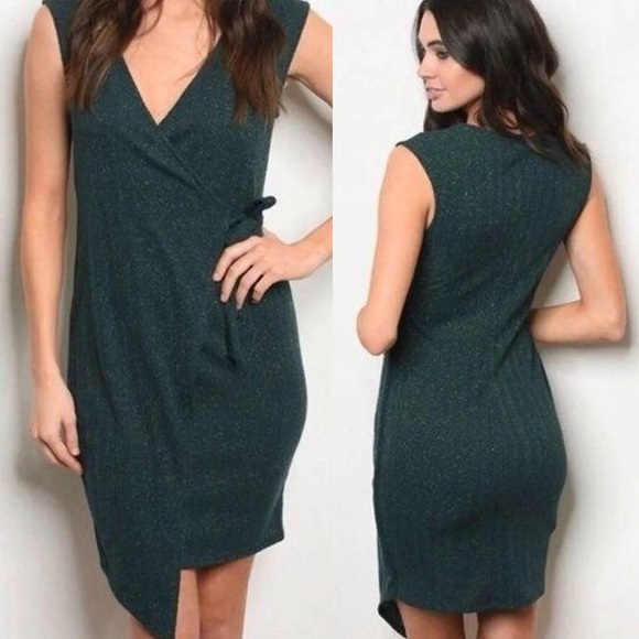 Green Glittery V-Neck Sleeveless Fitted Mini Dress Medium - Picture 11 of 11